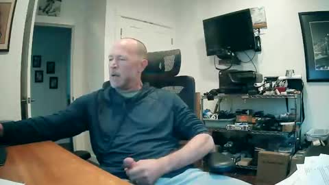 weseeyouwatching online show from November 25, 2025, 9:26 pm