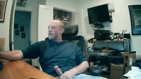 weseeyouwatching online show from December 3, 2025, 7:23 pm