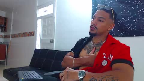 Snapshot of wesleyrogger chatting on October 30, 2025, 9:37 pm Wesley Rogger online show from October 30, 2025, 9:37 pm