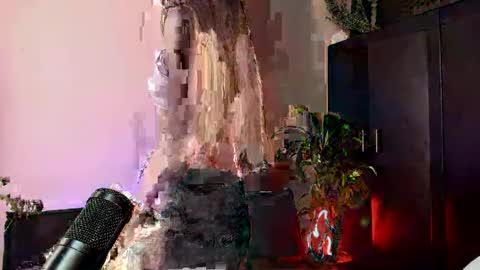 Snapshot of west_ta chatting on February 22, 2025, 7:03 pm tatty online show from February 22, 2025, 7:03 pm