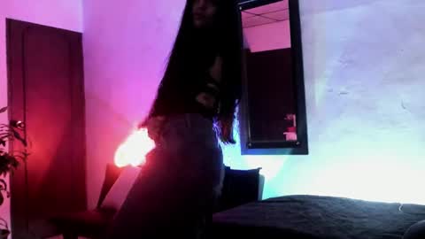 Snapshot of west_ta chatting on March 7, 2025, 2:57 am tatty online show from March 7, 2025, 2:57 am