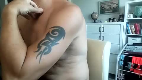 westernhimtim online show from October 1, 2025, 12:44 pm