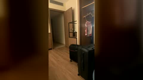 wet___pussy online show from August 3, 2026, 7:29 am