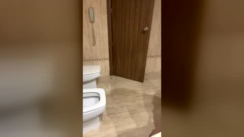 wet___pussy online show from August 4, 2026, 7:22 am