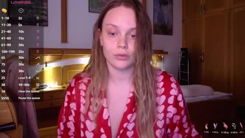 Lana online show from March 1, 2026, 3:36 pm