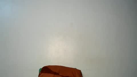 lily online show from October 19, 2025, 12:44 am