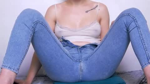 Beatrice Moan from LovenseWet from Tip MenuOpen for Private online show from April 9, 2026, 10:04 pm