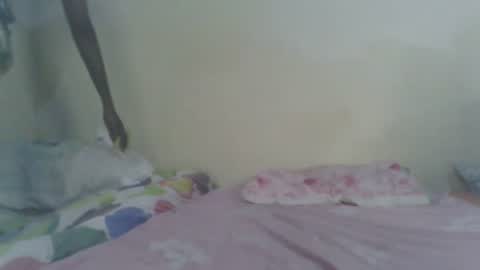 Naughty online show from December 19, 2025, 4:03 pm