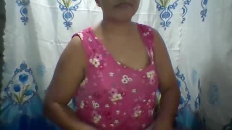 wetpussie4_you online show from September 17, 2025, 12:40 pm