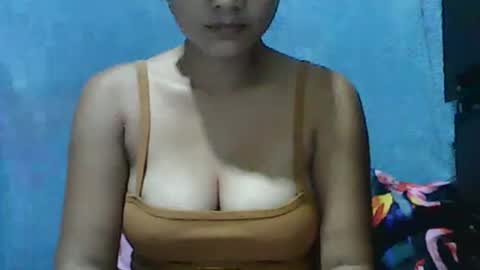 wettyhottie69 online show from April 14, 2026, 9:54 pm