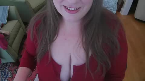 Snapshot of wetwordsonly chatting on July 19, 2026, 5:38 pm WetWordsOnly online show from July 19, 2026, 5:38 pm