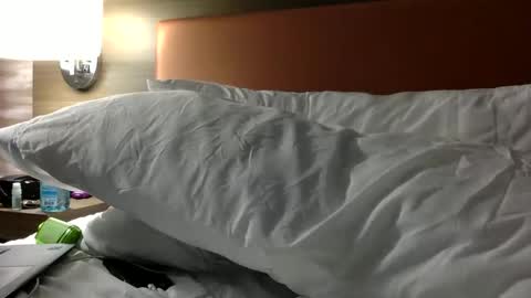 whiskerbiscuit_69 online show from December 13, 2024, 6:16 pm