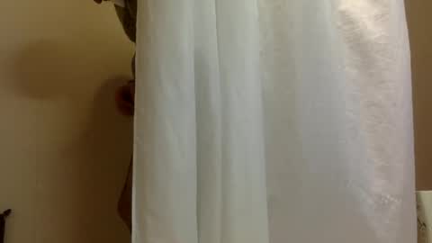 whiskerbiscuit_69 online show from January 22, 2025, 2:35 pm