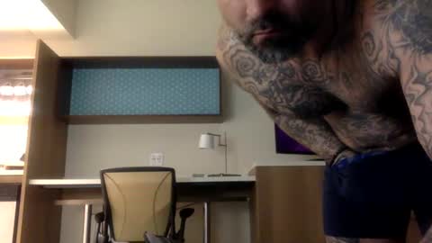 whiskerbiscuit_69 online show from January 27, 2025, 5:03 am