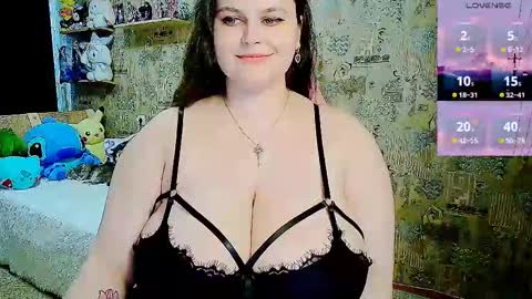 whisperinthedarkk online show from March 18, 2026, 7:55 am
