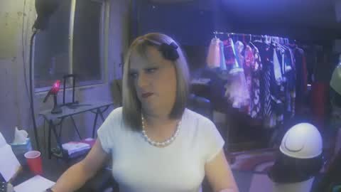 Snapshot of whisperlace chatting on February 9, 2025, 3:22 am Whisper online show from February 9, 2025, 3:22 am