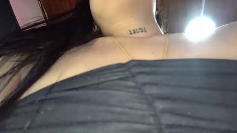 Snapshot of white_sexy_ chatting on January 25, 2025, 12:47 pm white_sexy_ online show from January 25, 2025, 12:47 pm