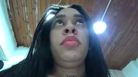 white_sexy_ online show from November 6, 2025, 10:27 am