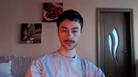 Tom online show from December 15, 2025, 11:58 am