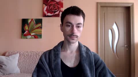 Tom online show from March 30, 2026, 9:54 am