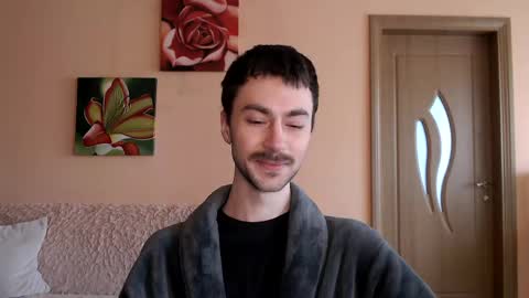 Tom online show from May 2, 2026, 11:26 am