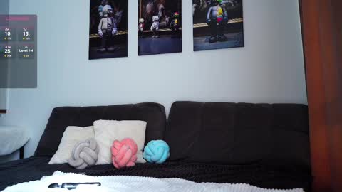 Kate  online show from March 4, 2025, 9:29 am