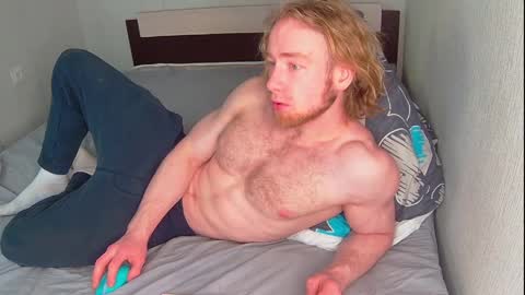 whitebars22 online show from April 11, 2026, 9:13 am