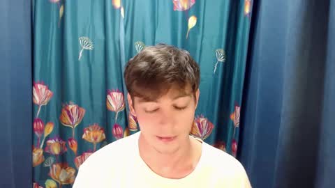 Snapshot of whiteboyinasia chatting on February 7, 2025, 2:15 pm Christian online show from February 7, 2025, 2:15 pm