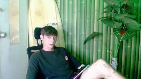 Snapshot of whiteboyinasia chatting on September 10, 2025, 11:10 am Christian online show from September 10, 2025, 11:10 am