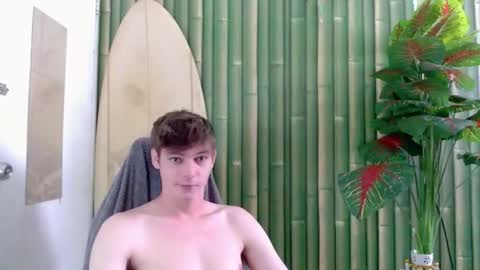 Snapshot of whiteboyinasia chatting on September 20, 2025, 4:24 am Christian online show from September 20, 2025, 4:24 am