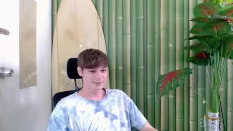 Snapshot of whiteboyinasia chatting on September 22, 2025, 4:36 am Christian online show from September 22, 2025, 4:36 am