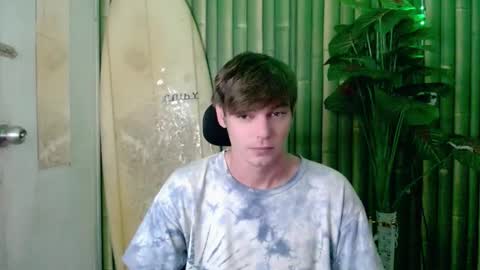 Snapshot of whiteboyinasia chatting on October 2, 2025, 9:05 am Christian online show from October 2, 2025, 9:05 am