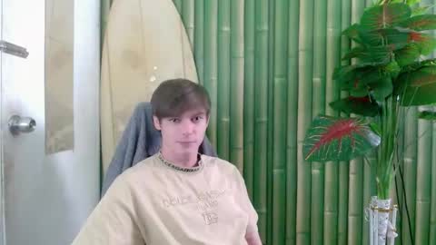 Snapshot of whiteboyinasia chatting on October 13, 2025, 2:33 am Christian online show from October 13, 2025, 2:33 am