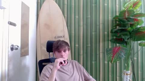 Snapshot of whiteboyinasia chatting on October 16, 2025, 5:52 am Christian online show from October 16, 2025, 5:52 am