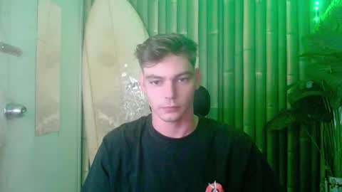 Snapshot of whiteboyinasia chatting on November 13, 2025, 10:14 am Christian online show from November 13, 2025, 10:14 am