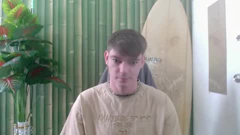 Snapshot of whiteboyinasia chatting on November 22, 2025, 6:23 am Christian online show from November 22, 2025, 6:23 am