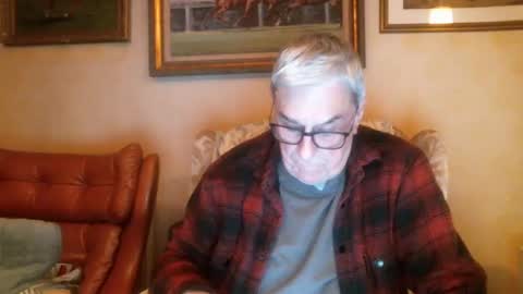 Snapshot of whitebriefs009 chatting on January 22, 2025, 5:49 pm whitebriefs009 online show from January 22, 2025, 5:49 pm