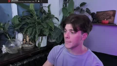 Gus online show from October 31, 2025, 8:54 pm