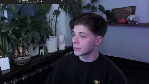 Gus online show from November 26, 2025, 9:38 pm