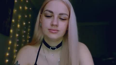 whitehex666 online show from February 14, 2026, 11:18 am