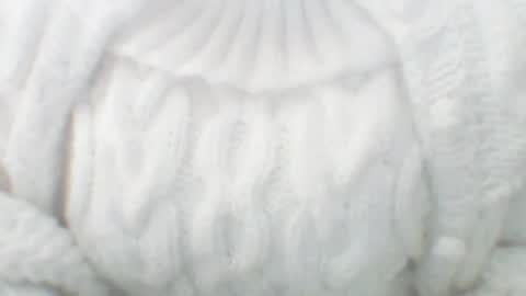 whitesweater online show from February 10, 2025, 7:04 am