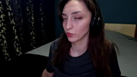 Cindy online show from April 14, 2026, 3:51 pm