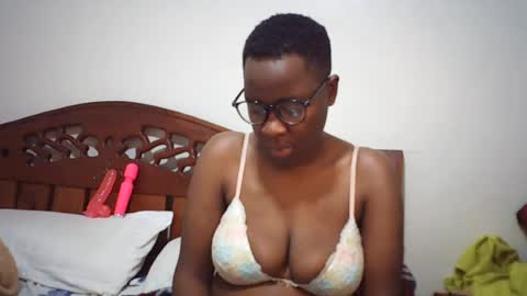 Snapshot of whitney_ly chatting on July 27, 2026, 8:10 am whitney_ly online show from July 27, 2026, 8:10 am