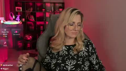 whitneypunnch online show from March 26, 2026, 3:17 pm