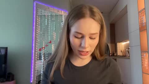 Alisa online show from January 10, 2025, 10:17 am