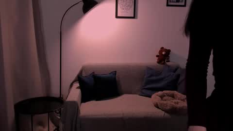 whoislulu online show from December 1, 2025, 7:41 pm