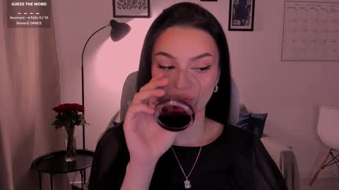 whoislulu online show from December 22, 2025, 4:37 pm