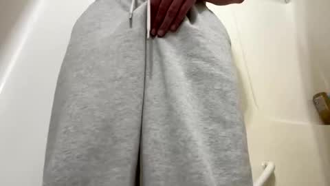 Snapshot of whosstin chatting on October 12, 2025, 12:26 pm whosstin online show from October 12, 2025, 12:26 pm