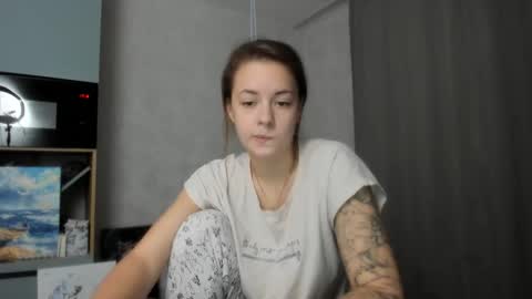 Veronica online show from December 3, 2025, 2:15 pm