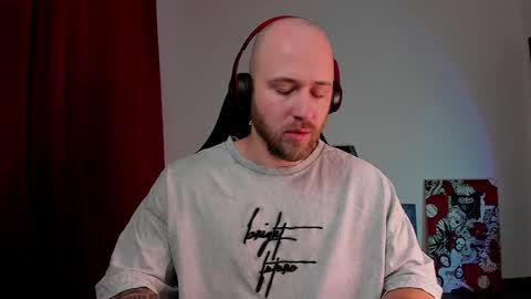 VI online show from December 8, 2024, 4:18 pm